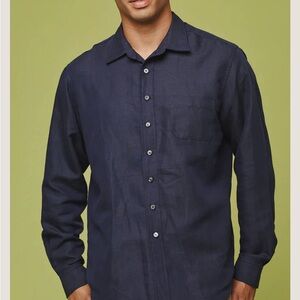 Jungmaven size men’s medium “Hampton”collared button down.